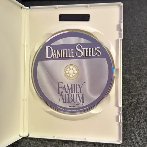 Danielle Steel FAMILY ALBUM Parts 1 & 2 Jaclyn Smith Michael Ontkean DVD Exc! - Picture 8 of 10